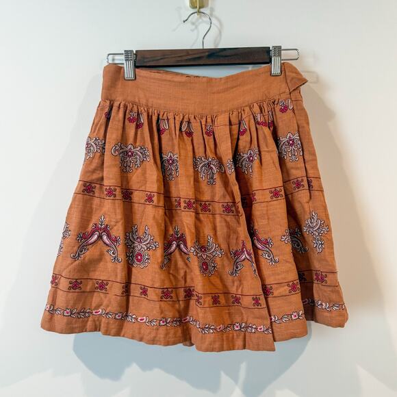 NWT ANTHROPOLOGIE Meghan Embroidered Mini Skirt Sz. 4 - Picture 4 of 6